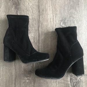 (EUC) Black Velvet Sock Style  heeled boots (7.5)